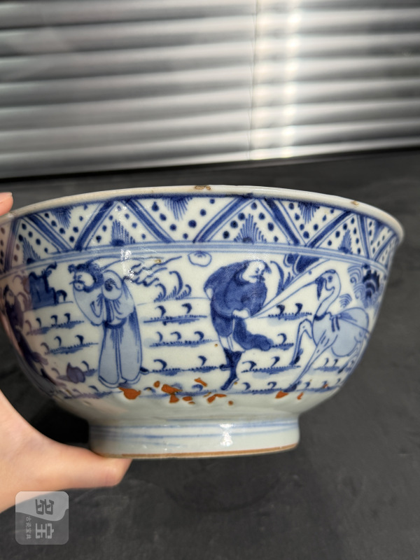 清雍正青花外八蛮进宝内龙纹大碗 - 图7